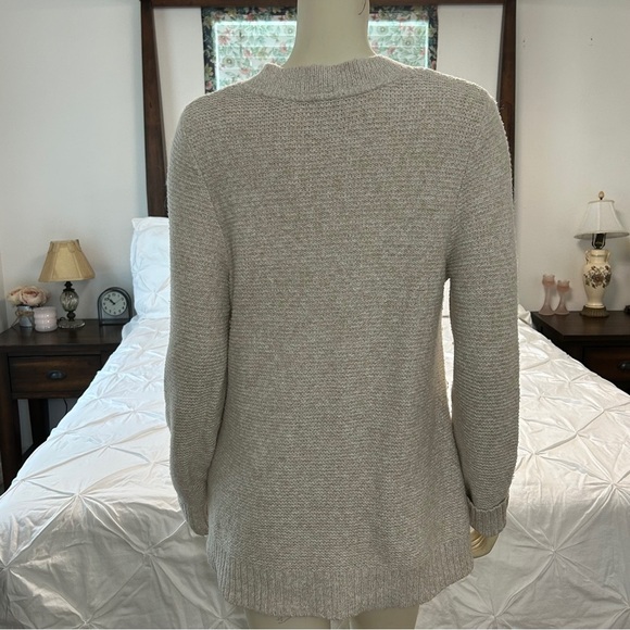 J. JILL Oversized Fit V-Neck Sweater Women’s Size Medium - Picture 6 of 14